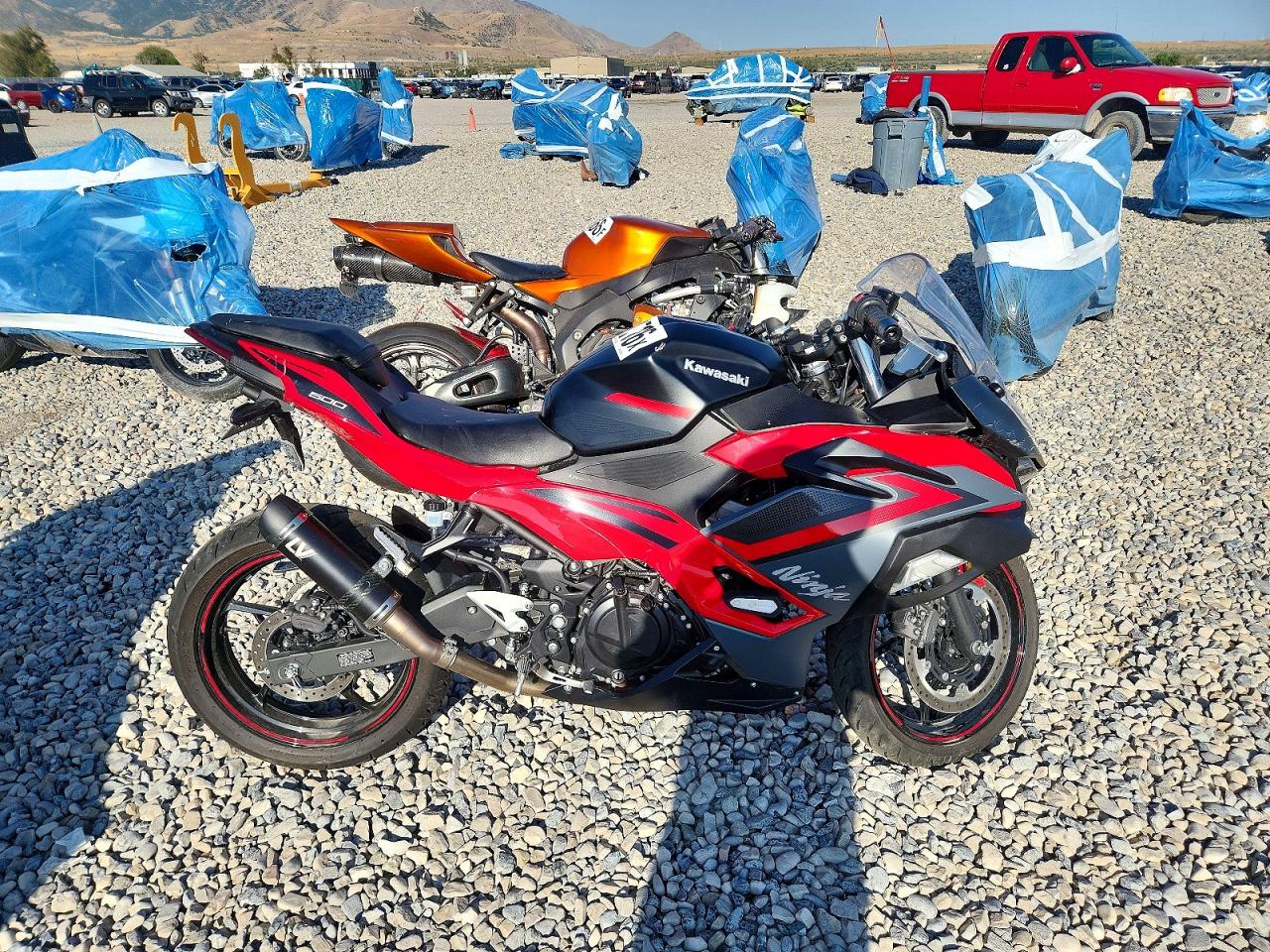 2025 KAWASAKI EX500