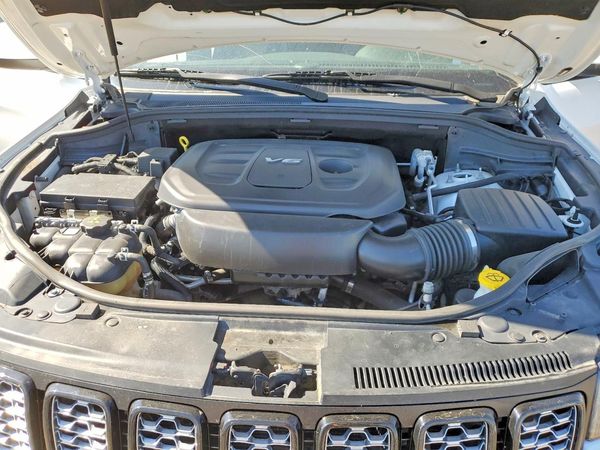 2018 JEEP GRAND CHEROKEE LAREDO 4X4