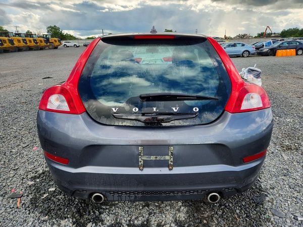 2013 VOLVO C30