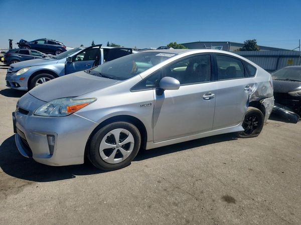 2014 TOYOTA PRIUS