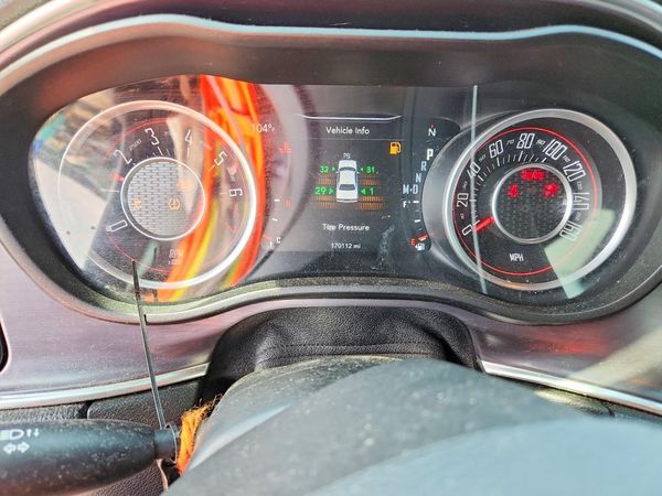 2015 DODGE CHALLENGER SXT