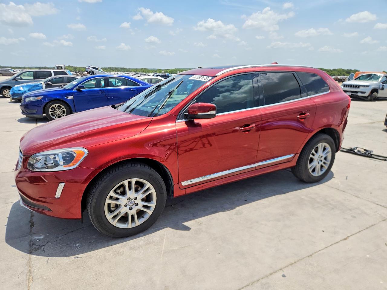2015 VOLVO XC60 Premier (non R design)