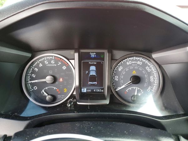 2023 TOYOTA TACOMA SR5