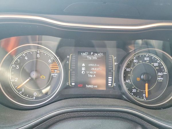 2019 JEEP CHEROKEE LATITUDE FWD