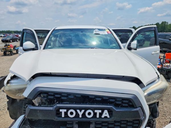 2017 TOYOTA TACOMA
