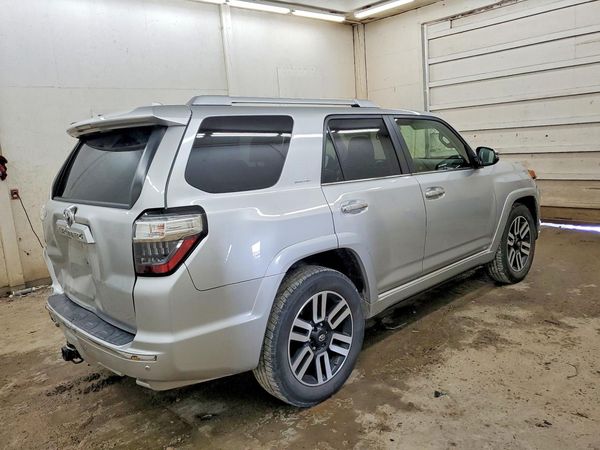 2017 TOYOTA 4RUNNER Ltd/SR5/SR5 Premium