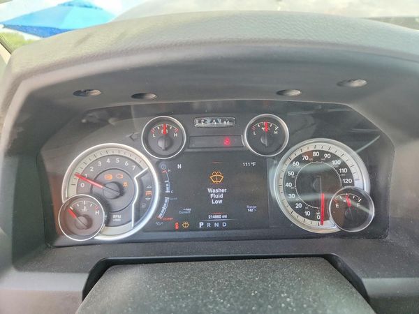 2016 RAM 1500 SLT