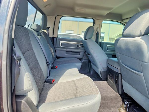 2016 RAM 1500 SLT