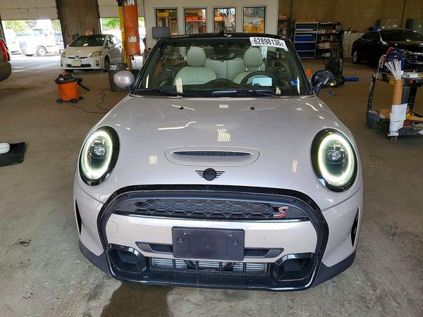 2022 MINI COOPER