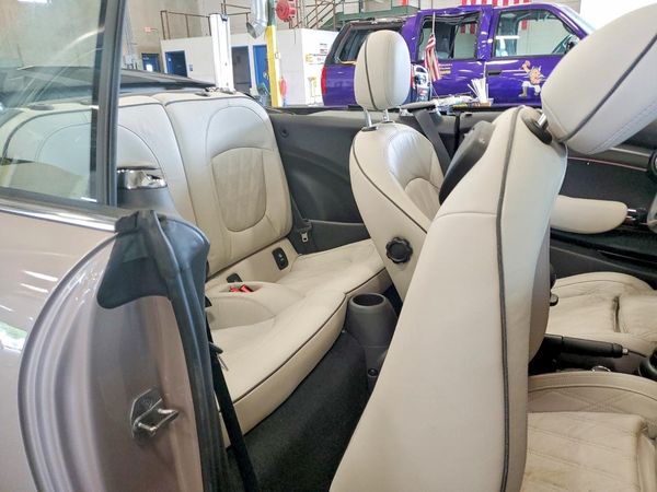 2022 MINI COOPER