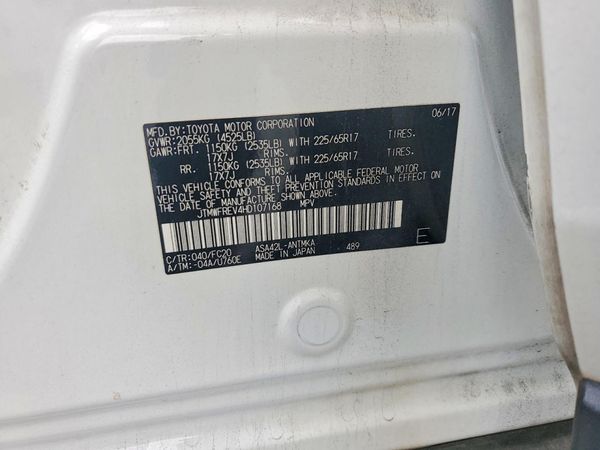 2017 TOYOTA RAV4 XLE
