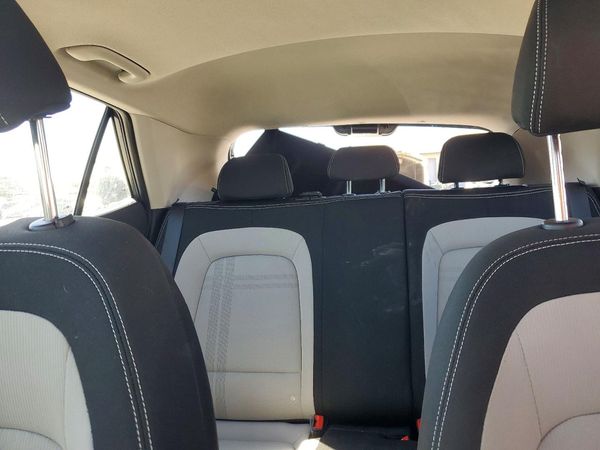 2025 HYUNDAI VENUE SEL, Limited