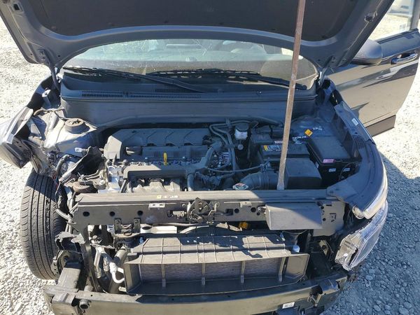 2025 HYUNDAI VENUE SEL, Limited