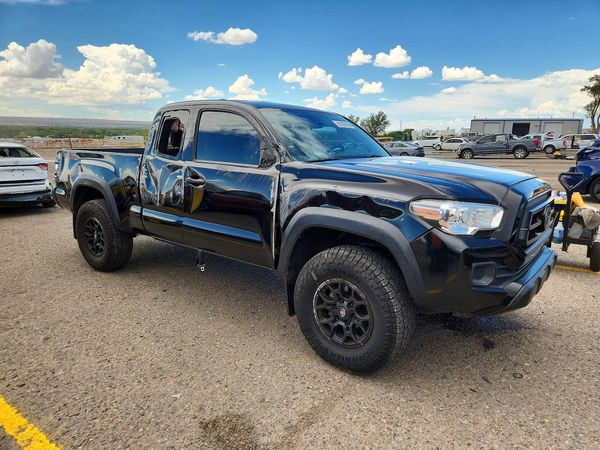 2021 TOYOTA TACOMA SR5