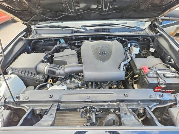 2021 TOYOTA TACOMA SR5