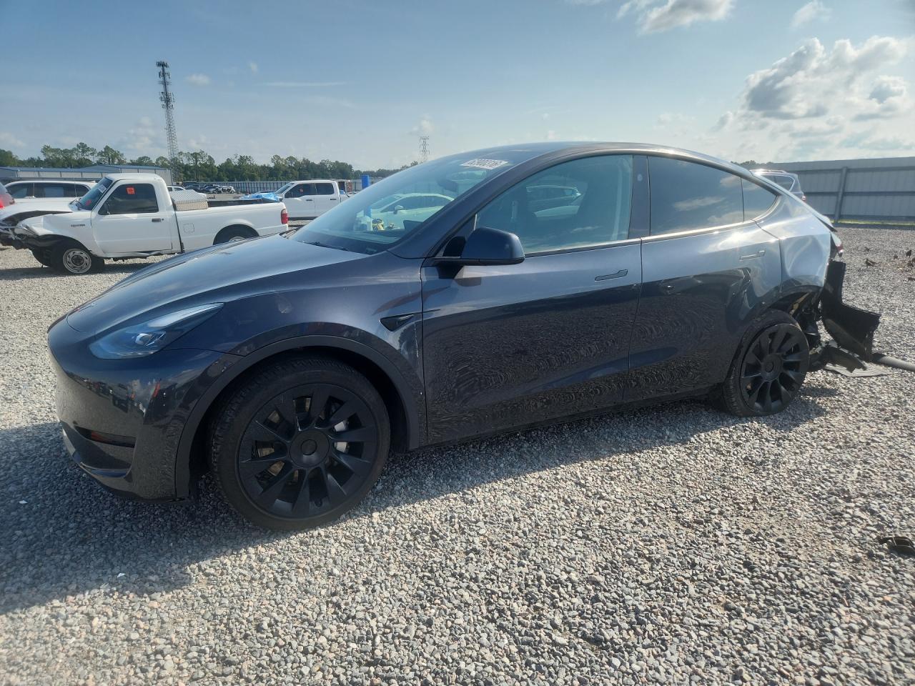 2024 TESLA MODEL Y