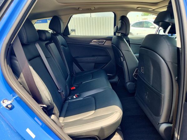 2026 KIA SPORTAGE