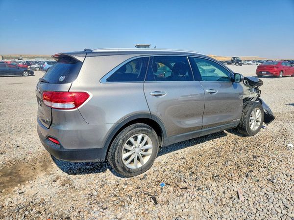 2017 KIA SORENTO L, LX