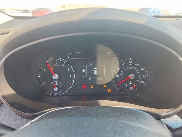 2017 KIA SORENTO L, LX