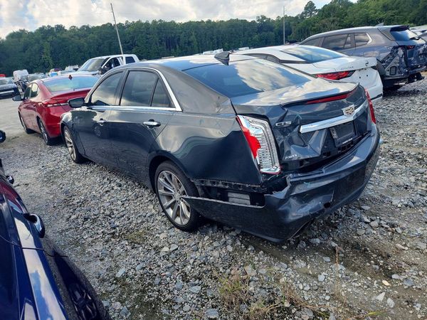 2017 CADILLAC CTS Luxury