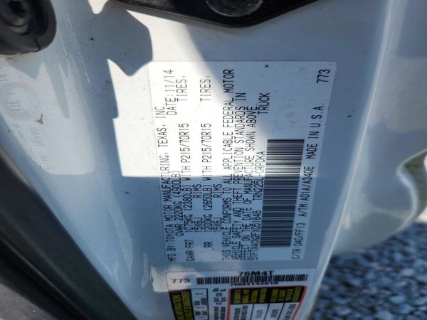 2015 TOYOTA TACOMA Delux Grade