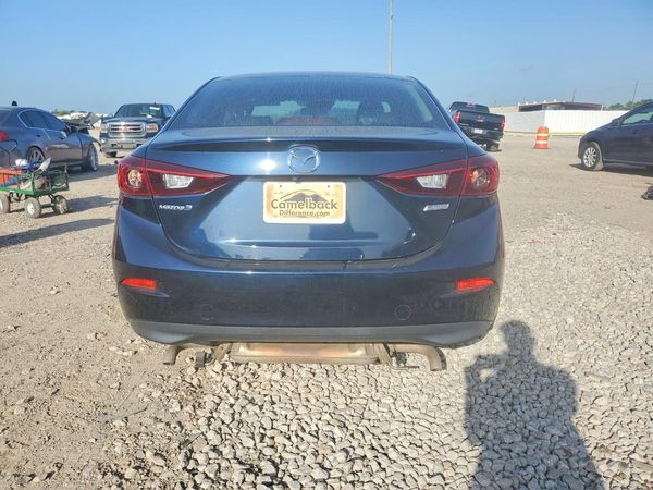 2018 MAZDA 3 Touring