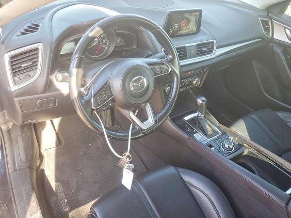 2018 MAZDA 3 Touring