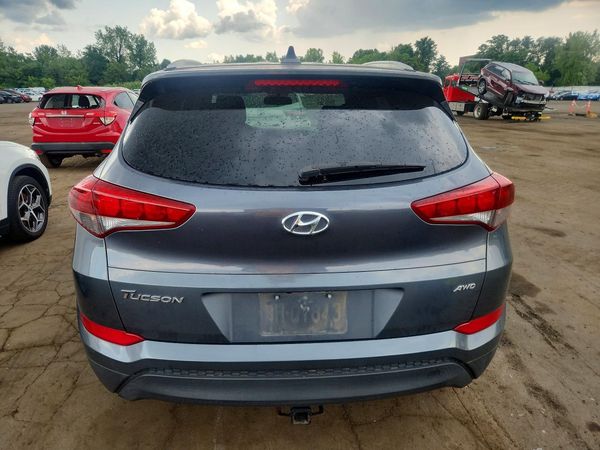 2018 HYUNDAI TUCSON