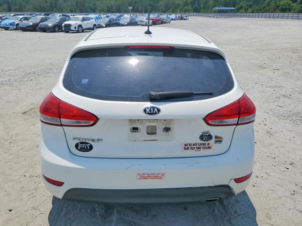 2018 KIA FORTE5 LX