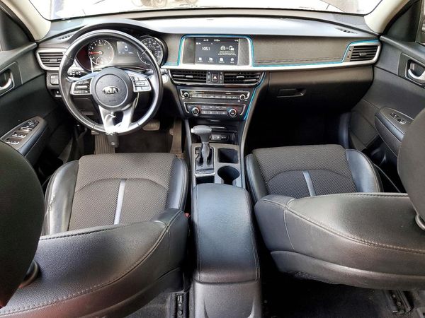 2019 KIA OPTIMA LX, S