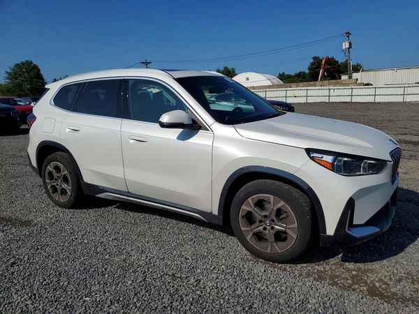 2025 BMW X1