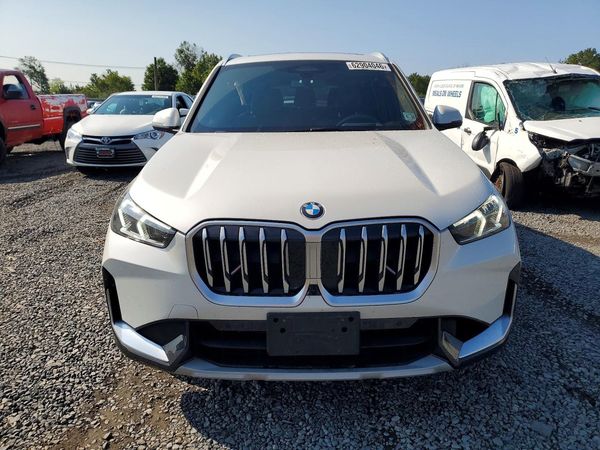 2025 BMW X1