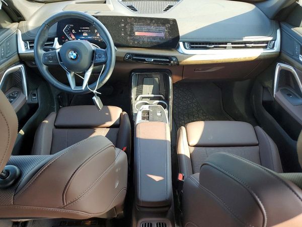 2025 BMW X1