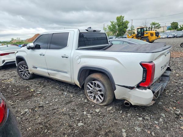 2023 TOYOTA TUNDRA
