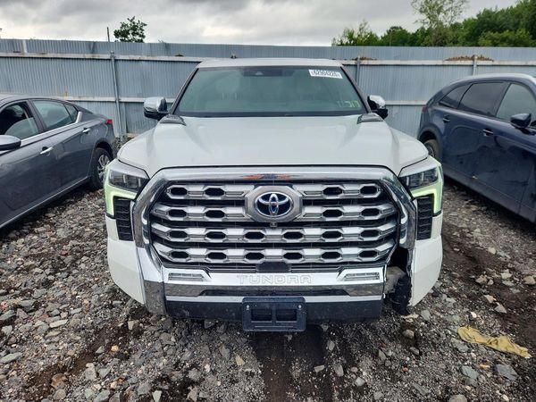 2023 TOYOTA TUNDRA