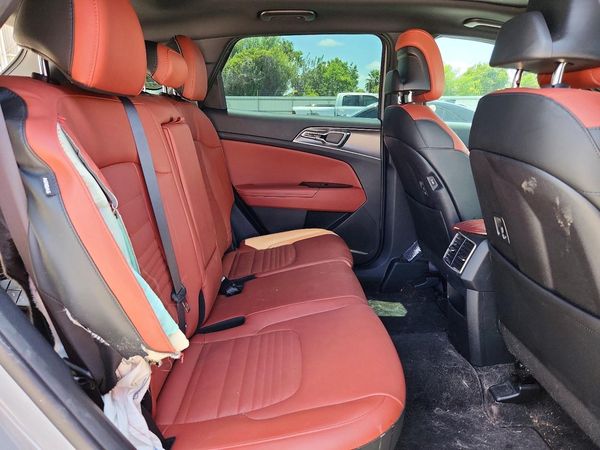 2025 KIA SPORTAGE