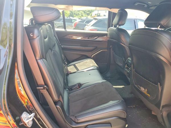 2022 JEEP GRAND CHEROKEE