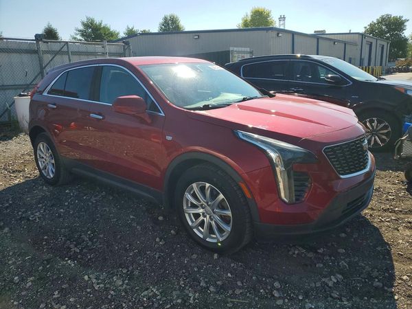 2019 CADILLAC XT4 Luxury