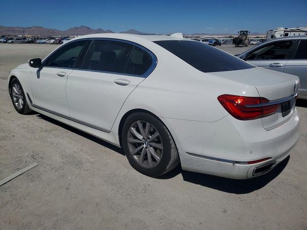 2018 BMW 740