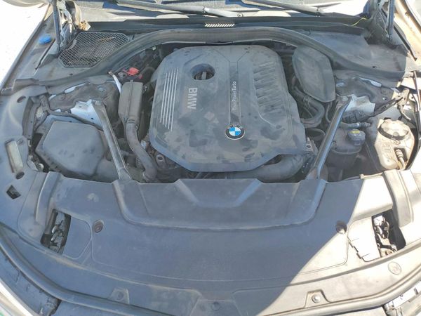 2018 BMW 740