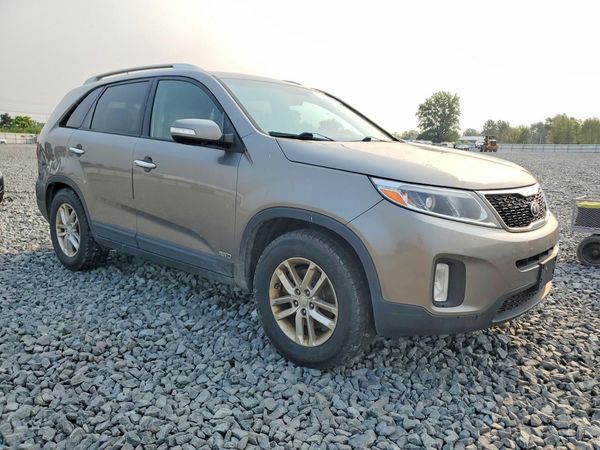 2014 KIA SORENTO Base/ LX