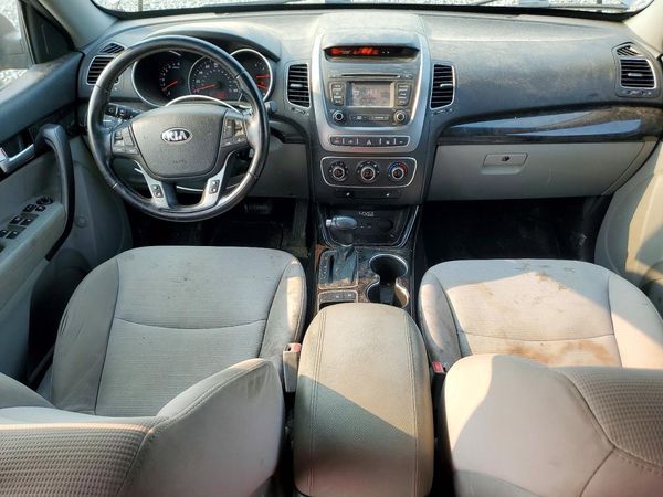 2014 KIA SORENTO Base/ LX
