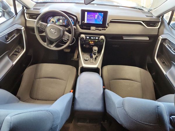 2024 TOYOTA RAV4 LE