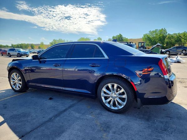 2017 CHRYSLER 300