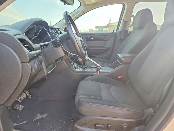 2017 CHEVROLET TRAVERSE 1LT