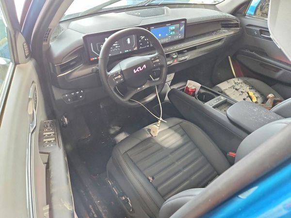 2024 KIA EV9 Land