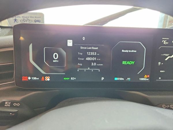 2024 KIA EV9 Land