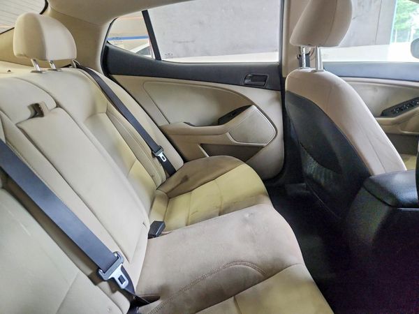 2015 KIA OPTIMA GL - Middle-low