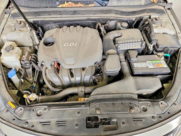 2015 KIA OPTIMA GL - Middle-low