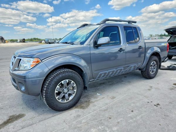 2020 NISSAN FRONTIER
